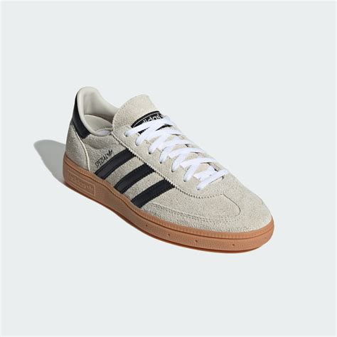 adidas spezial in44 3 4|Adidas beige handball shoes.